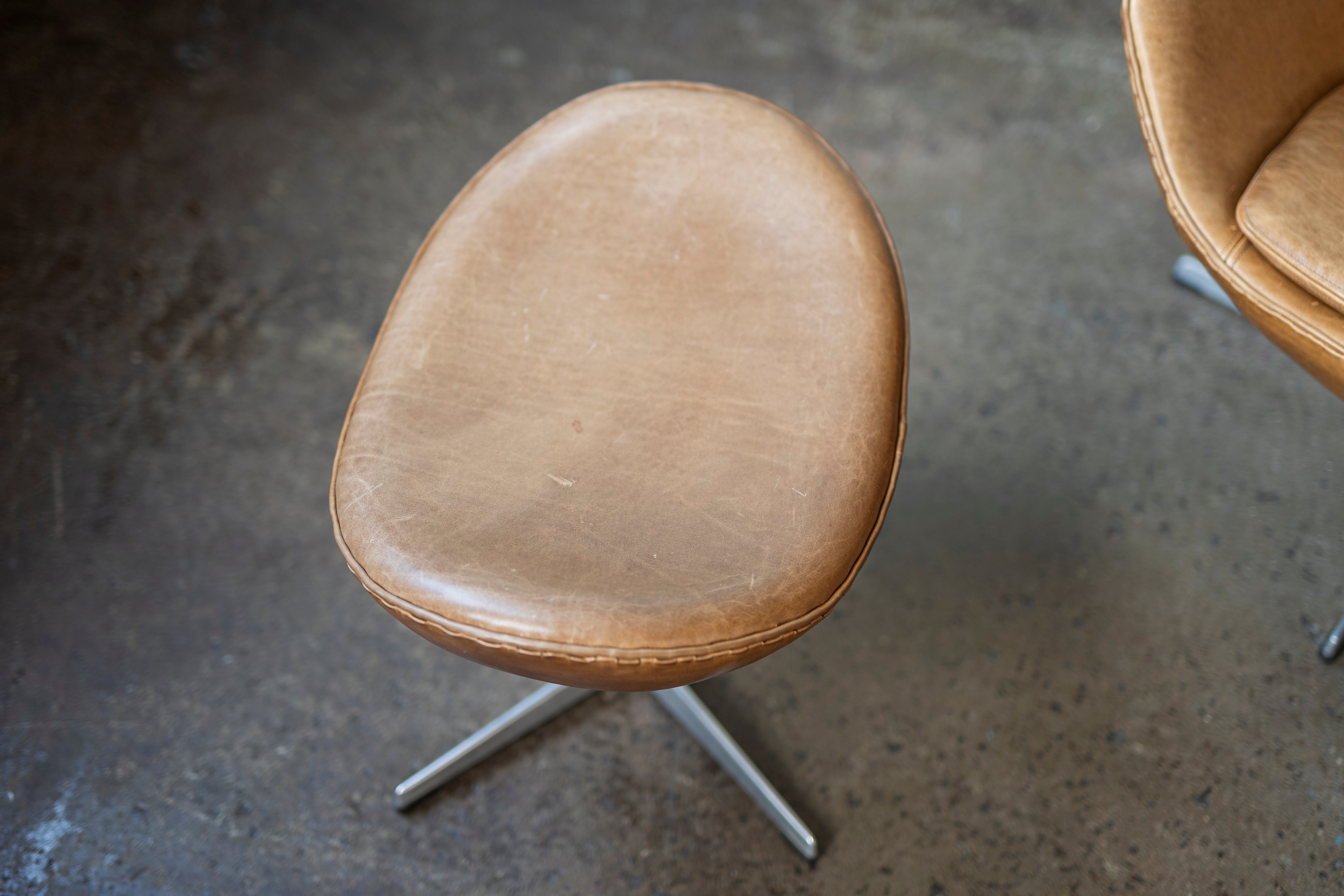 Arne Jacobsen Egg Chair & Ottoman