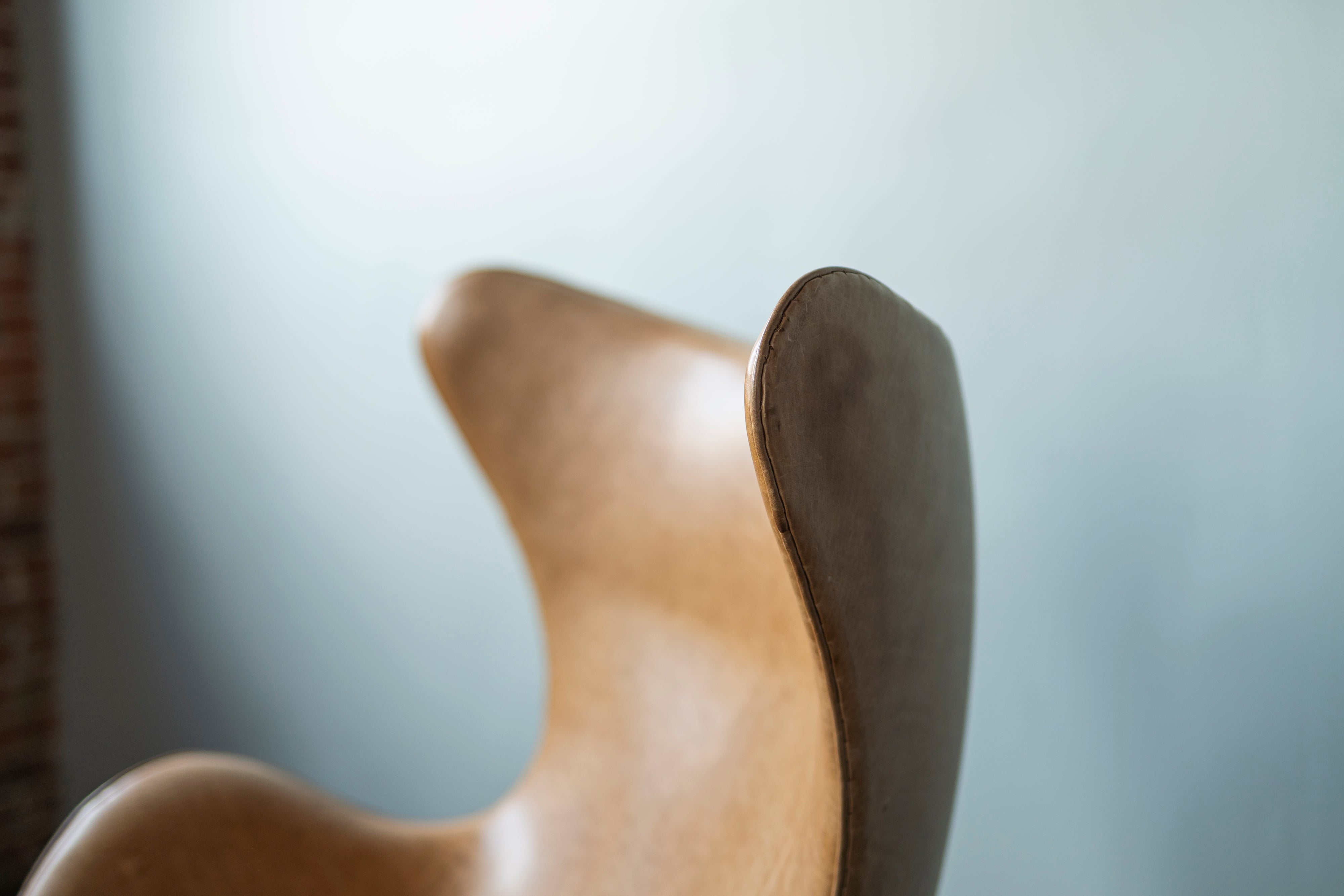 Arne Jacobsen Egg Chair & Ottoman