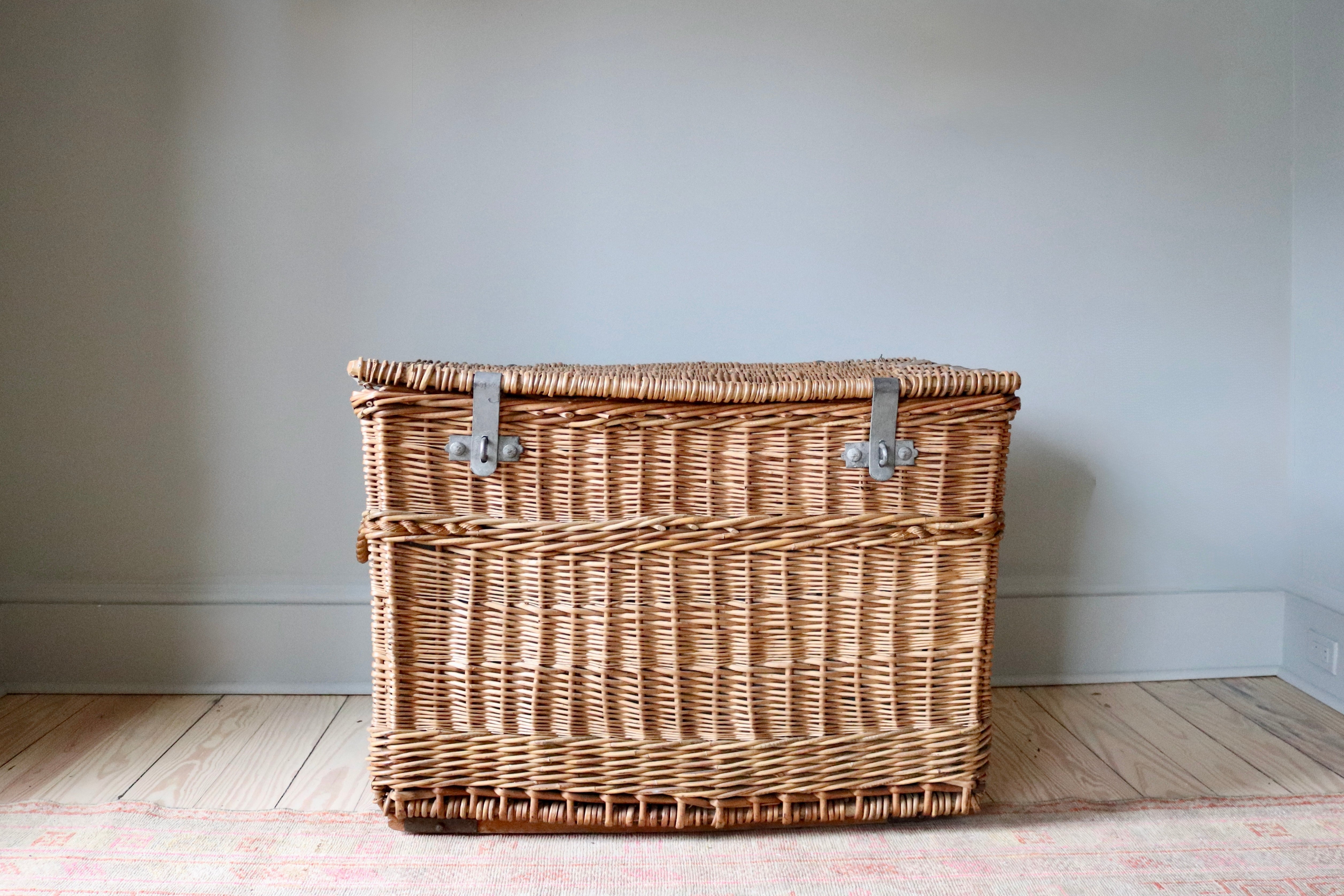 Large French Basket, Lined in Linen