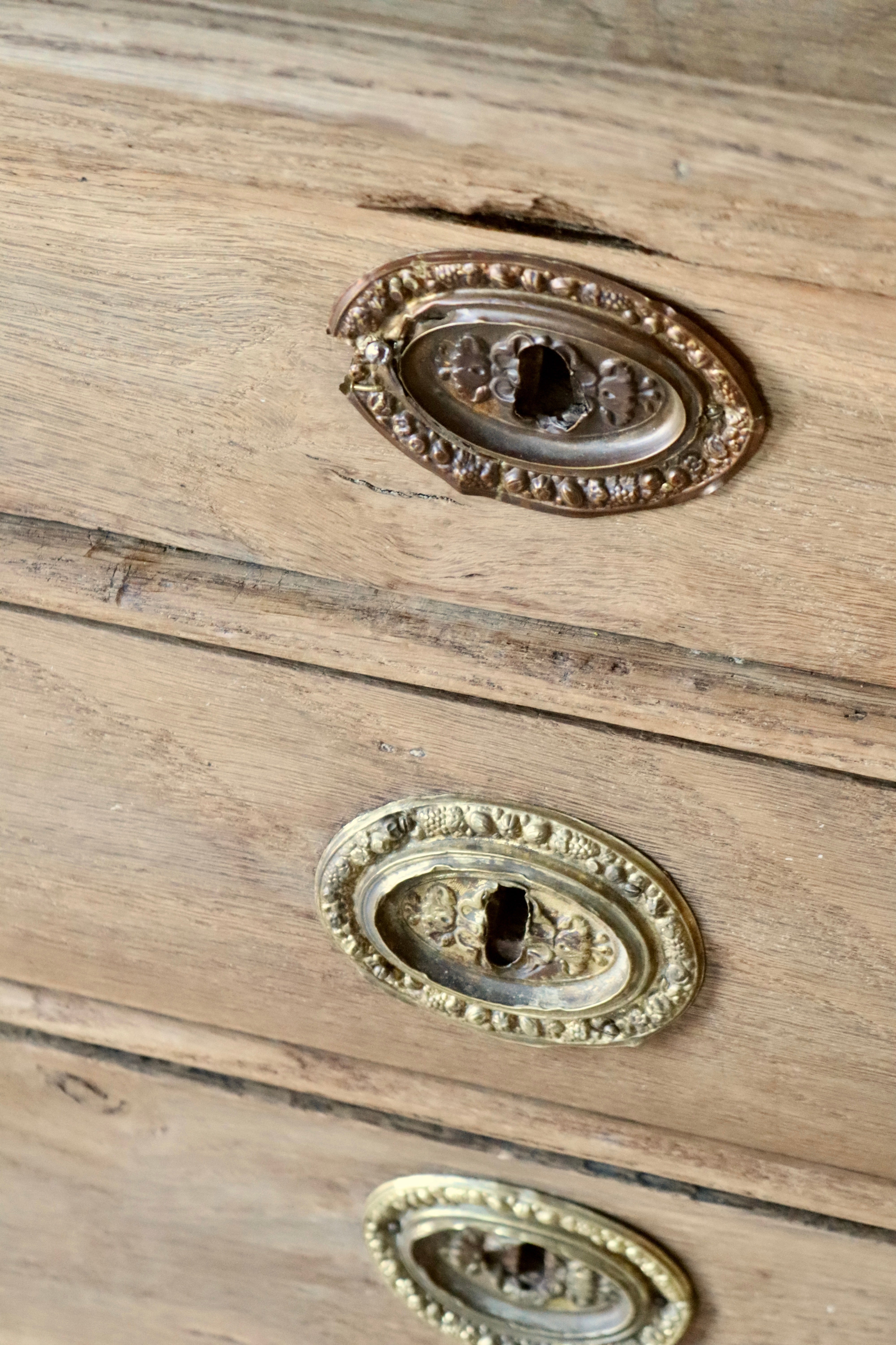 Dutch Oak Bombe Chest