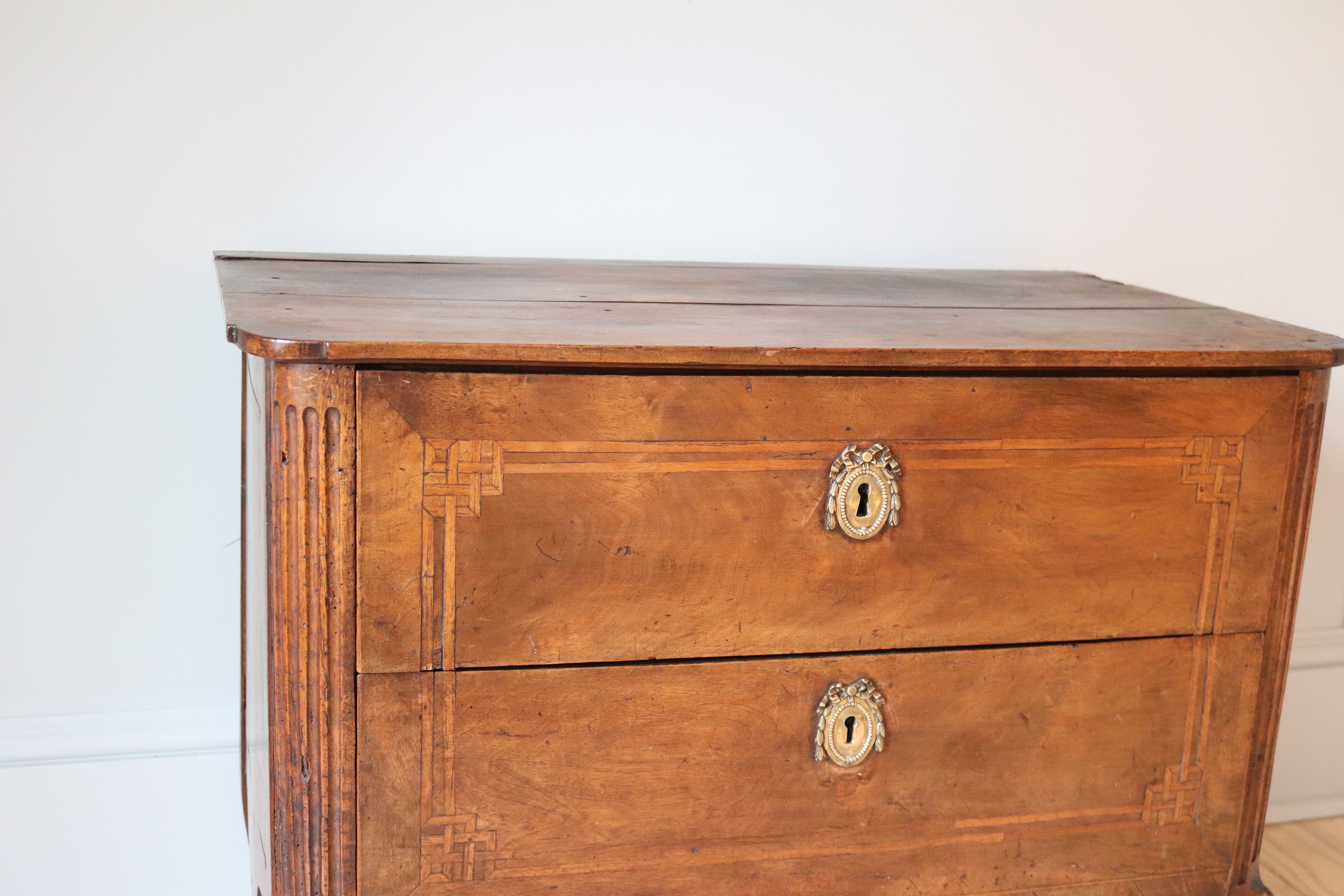 Antique Small Commode Dresser