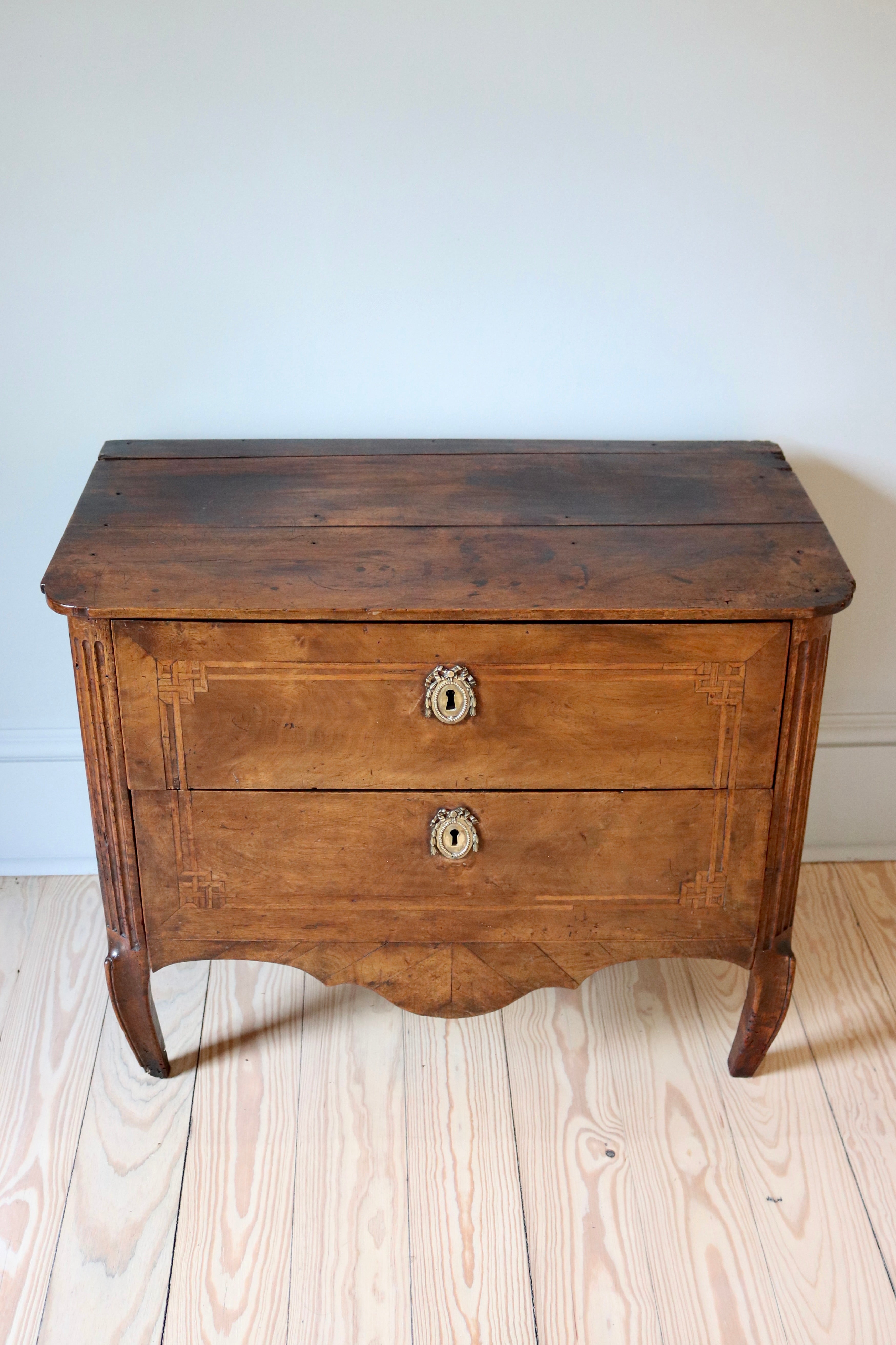Antique Small Commode Dresser