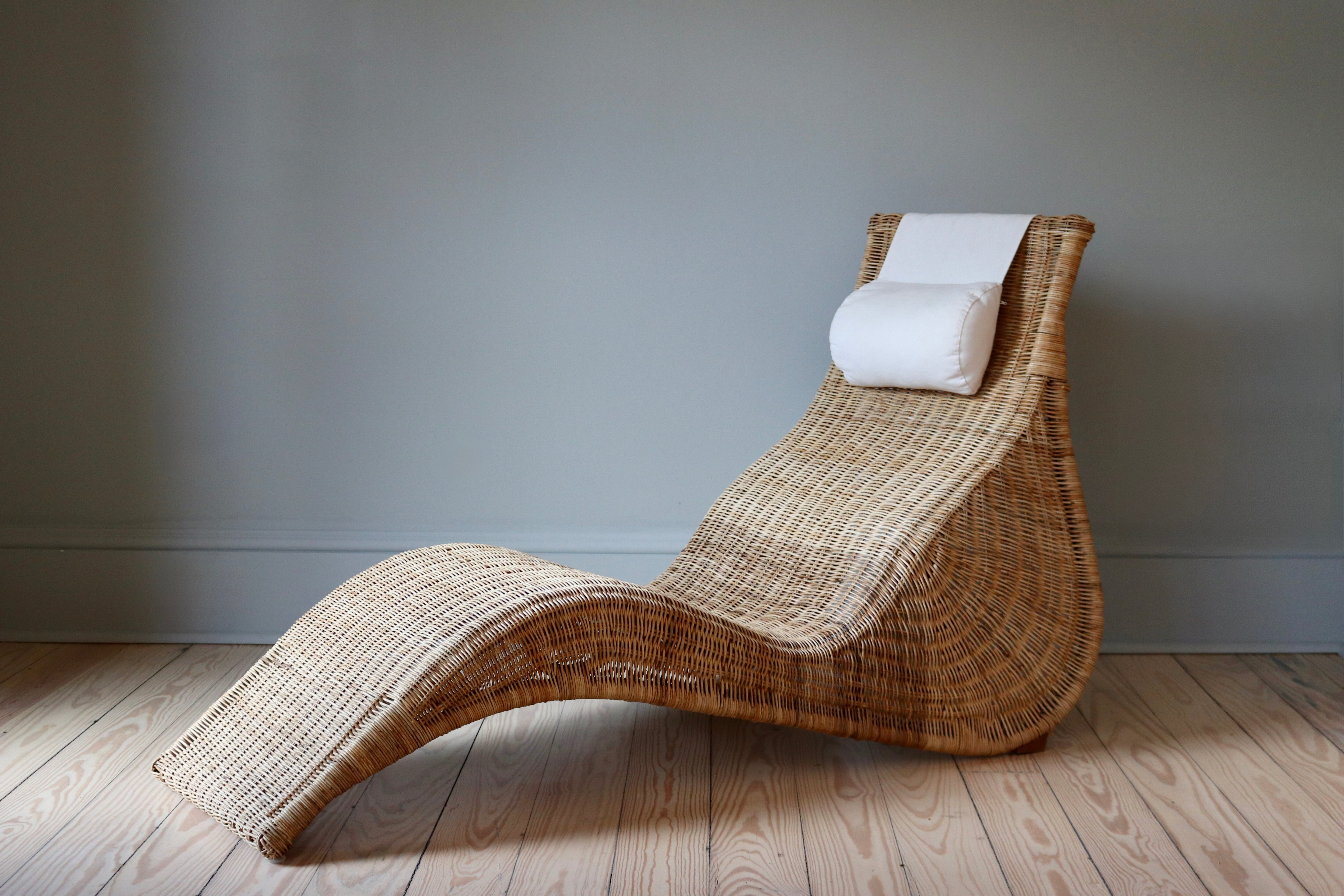 Wicker Chaise Lounge