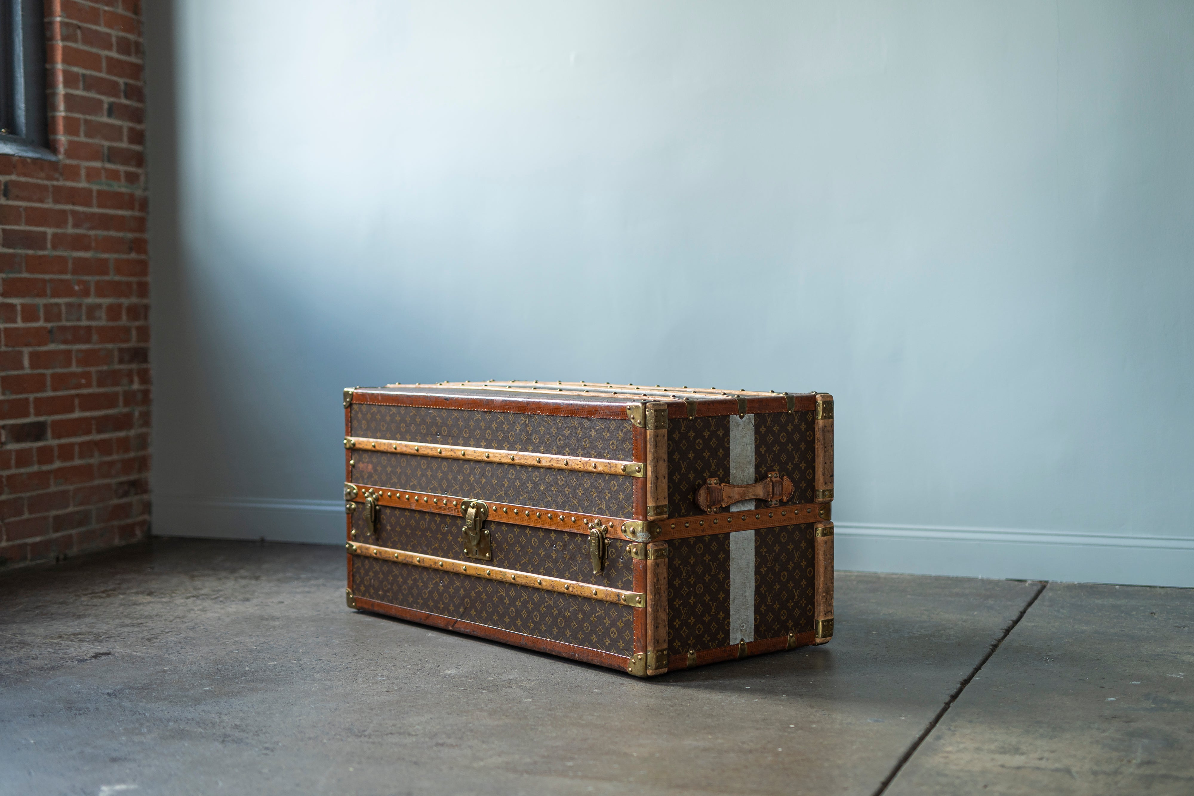 Louis Vuitton Trunk