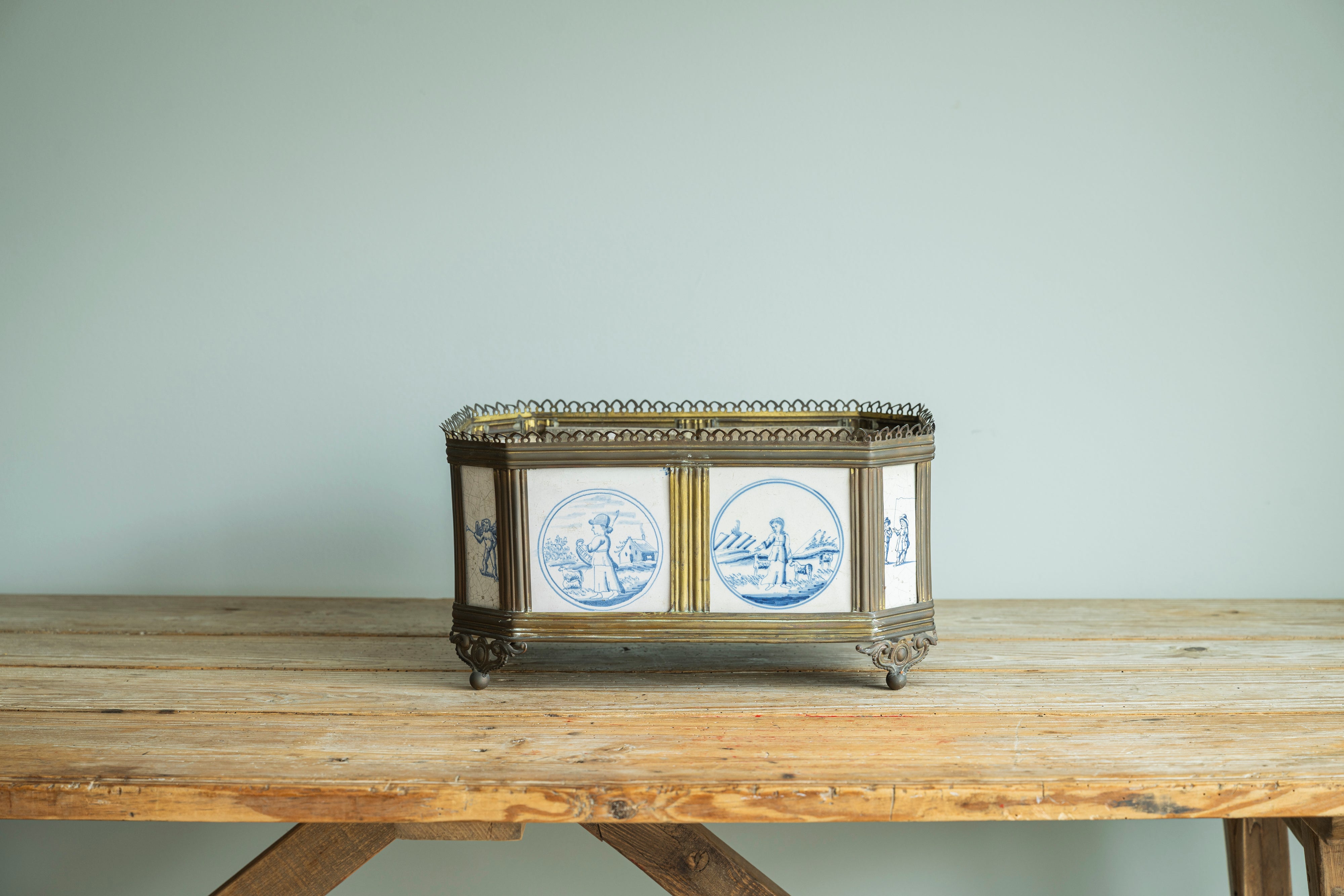 Dutch Tile Planter