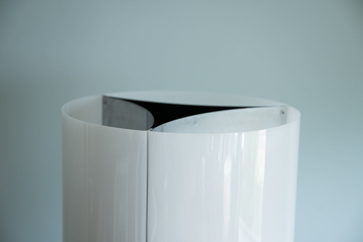Massimo Vignelli 526G Table Lamp